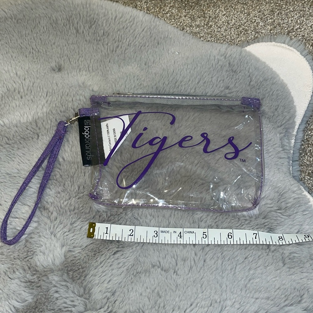 Clear wristlet for game day